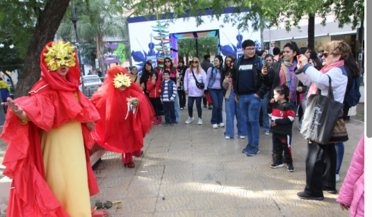 Santiago vive una nueva Acci&oacute;n Teatral Urbana por su 473&deg; aniversario