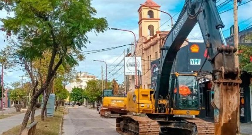 Comenzó la segunda etapa de la repavimentación de la avenida Colón