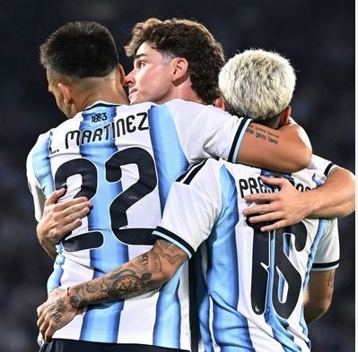 Argentina goleó a Bolivia en Córdoba en su primer amistoso internacional